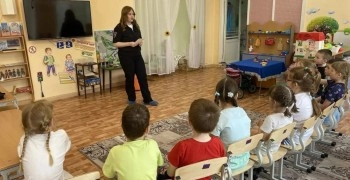 Сотрудники Госавтоинспекции Заречного провели занятие по безопасности в детском саду «Родничок»