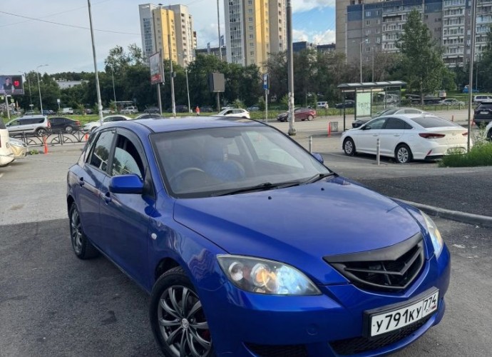 Mazda Axela, 2004