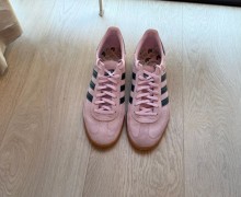 Продам женские кеды adidas оригинал