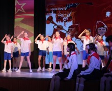 В Белоярском районном Доме культуры состоялся отчётный концерт Детско-юношеского центра