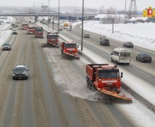 Региональные дороги от последствий снегопада очищали 394 единицы техники
