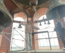 21 апреля ученики 5а класса Мезенской школы ходили на экскурсию в Храм на колокольню