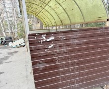 УК ДЕЗ помыла мусорные контейнерные площадки на площадках, за которые она отвечает