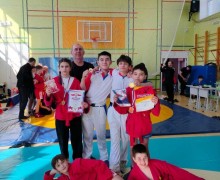 Самбисты СШ Десантник снова завоёвывают медали