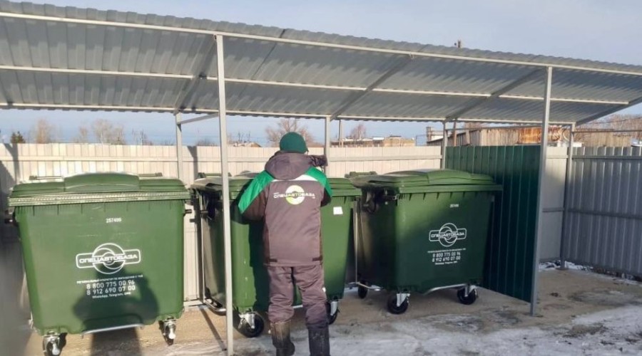 80 новых контейнеров получил Белоярский муниципальный округ