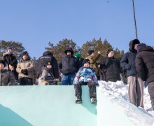 Более 30 автомобилей завершили зимний сезон на катке «Электрона»