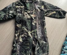 Продажа детской зимней и демисезонной одежды: комбинезоны и куртка