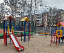 В школе №3 появилась детская площадка, которую готовили три года⏳