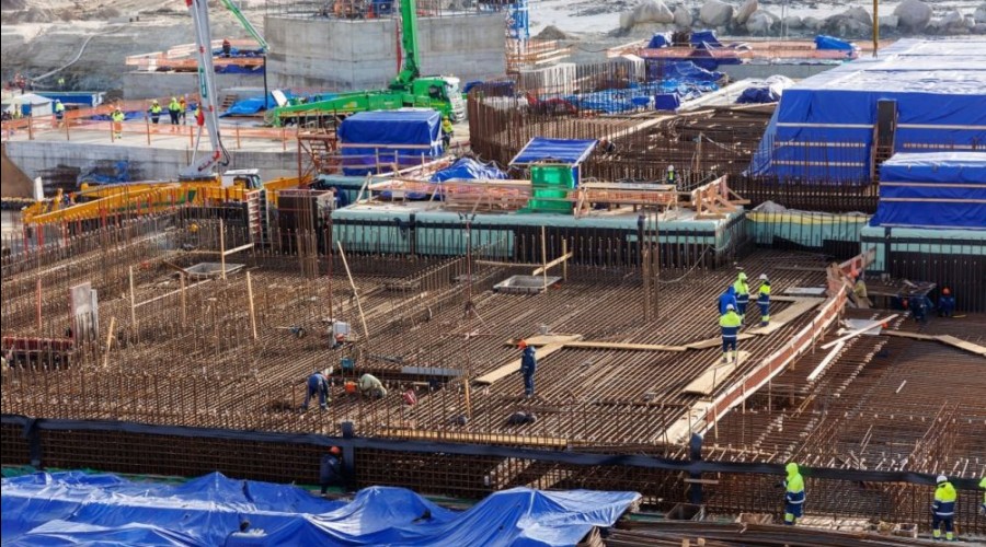 На Ленинградскаой АЭС сегодня первый бетон