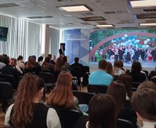 Студенты Уральского педагогического университета познакомились с образовательным комплексом Заречного, сообщает паблик Уральский педагогический | УрГПУ