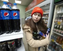 С 1 марта несовершеннолетним перестанут продавать энергетики