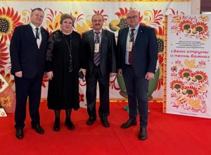 11 ОКТЯБРЯ во дворце культуры «Ровесник» состоялся областной конкурс любительских оркестров и ансамблей русских народных инструментов «Звон струны и песнь баяна