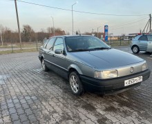 Volkswagen Passat, 1990