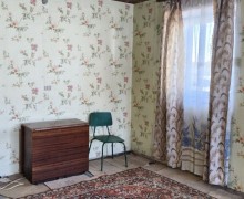 Продаётся дом с участком в п. Белоярский