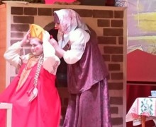 Новогоднюю сказку Морозко в детской музыкальной школе показали больше 15 раз!