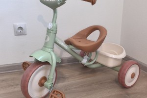 Продам детский трёхколёсный велосипед