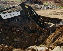 На строительной площадке энергоблока №5 Белоярской АЭС продолжают вывозить отвал грунта и скальных пород