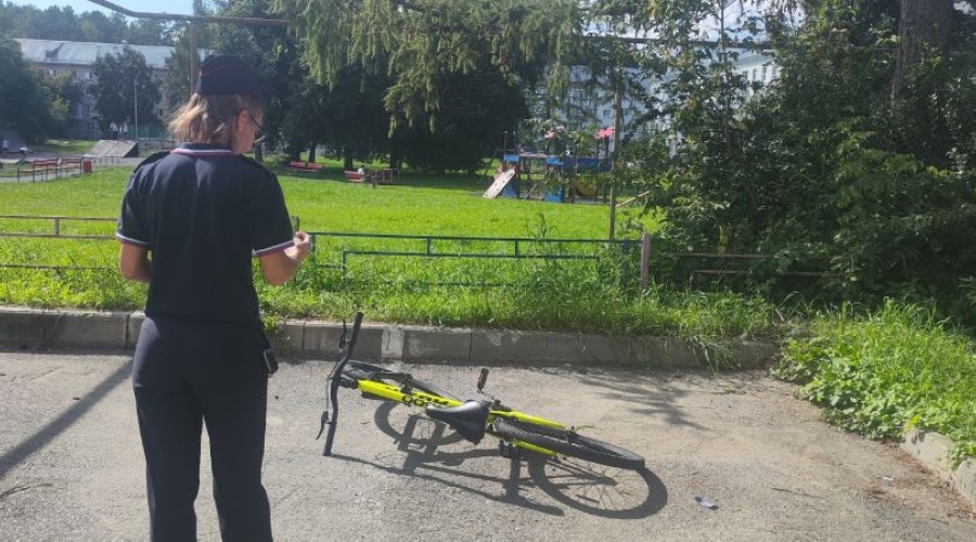 В Заречном автоинспекторы выясняют обстоятельства ДТП с подростком на велосипеде