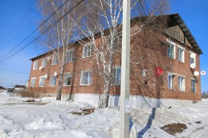 Продам комнату в п. Белоярский, ул. Титова, д. 8
