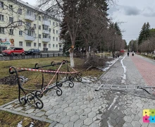 В сквере Победы разобрали скамейки, не переживайте, это временно