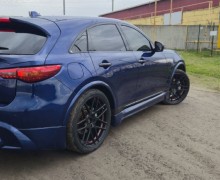 Infiniti QX70, 
