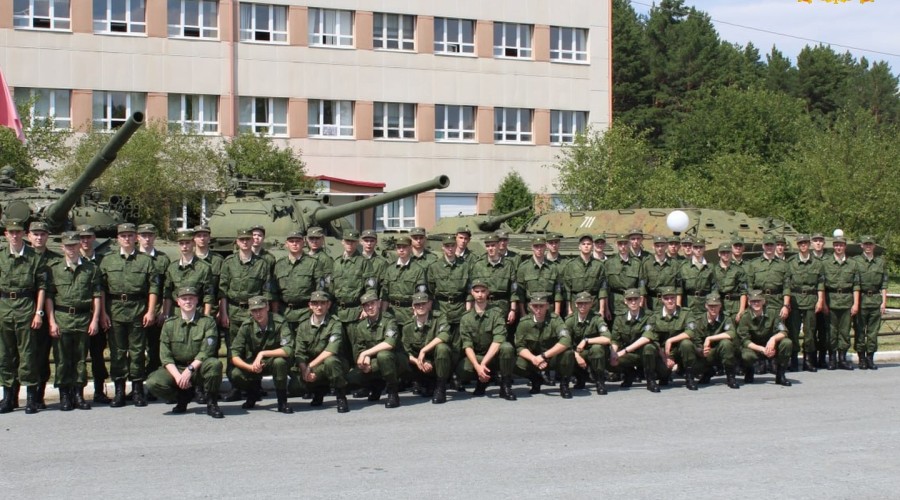 В осенний призыв, который начинается 1 октября, ряды Вооружённых Сил пополнят более 3 тысяч свердловчан