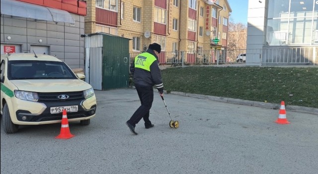 Госавтоинспекция Заречного выясняет обстоятельства наезда на 6-летнюю девочку в Верхнем Дуброво