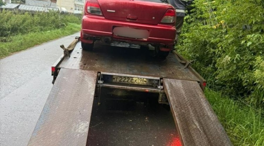 В рамках ОПМ Безопасная дорога сотрудниками ДПС был остановлен автомобиль Subaru под управлением водителя 1980 года рождения, который имел признаки алкогольного опьянения