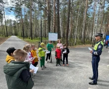 Сотрудники Госавтоинспекции Заречного ведут активную профилактическую работу с населением, направленную на сокращение уровня дорожно-транспортных происшествий с участием несовершеннолетних