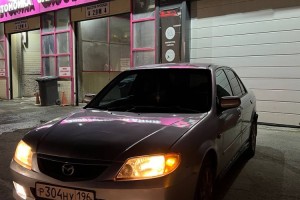 Mazda Familia, 