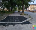 На улице Бажова в Заречном обустроили безбарьерный спуск для маломобильных граждан