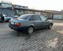 Volkswagen Passat, 1990