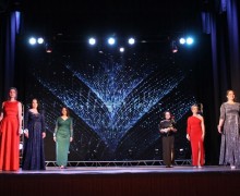 В Белоярском районном Доме культуры состоялся долгожданный XXX-й районный конкурс красоты и таланта «Берегиня — 2025», посвящённый Году Защитника Отечества
