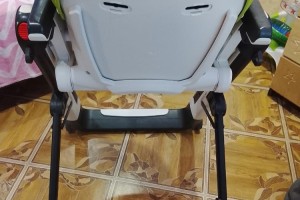 Продам стульчик для кормления