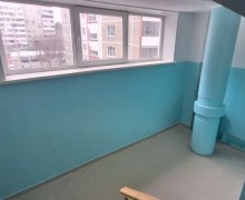 В доме на улице Энергетиков завершили косметический ремонт подъезда