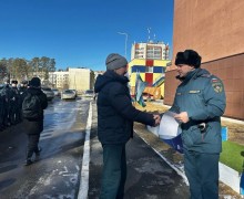 Пожарные состязались, кто быстрее добежит до 18-го этажа