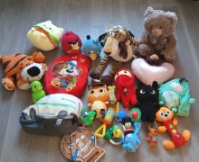 Продам детские товары: кроватка, зимний конверт, шезлонг