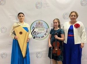На прошедшей воспитанники детской музыкальной школы блистали на музыкальных конкурсах