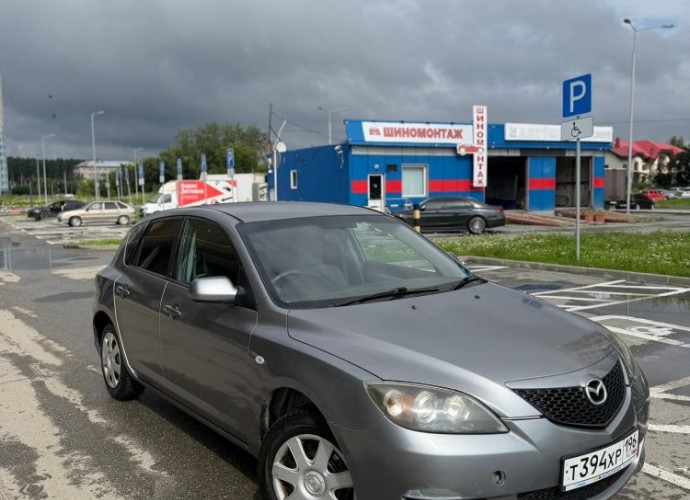 Mazda Axela, 2004