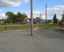 Жители деревни Гагагрка просят благоустроить территорию вокруг клуба