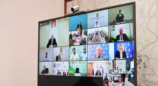 Губернатор Денис Паслер провел выездное заседание по паводку в Свердловской области