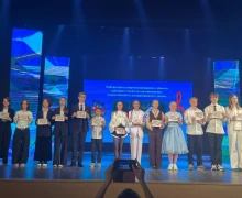 78 школьников получили стипендии главы ГО Заречный - по 3000 рублей