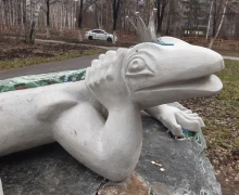 СОВСЕМ ПОБЛЕДНЕЛА