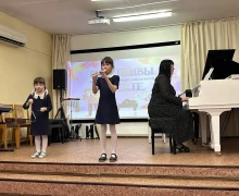 В Белоярской детской музыкальной школе прошёл концерт семейных ансамблей под названием «Счастливы вместе»