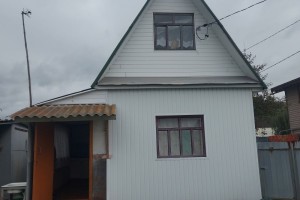 Садовый участок в СНТ «Кировский» с домиком и теплицами