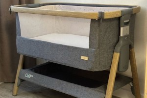 Продам приставную кроватку Tutti Bambini CoZee