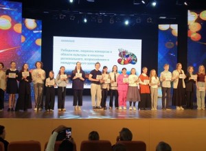 Городская администрация установила размер единовременной стипендии, которую получат самые успешные выпускники - 2025