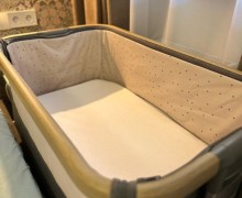 Продам приставную кроватку Tutti Bambini CoZee