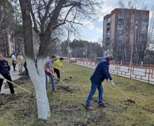 СЕГОДНЯ в тёплый апрельский день сотрудники предприятий вышли на традиционные весенние субботники