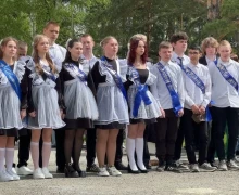 Последние звонки прозвенели сегодня в школах Белоярского муниципального округа